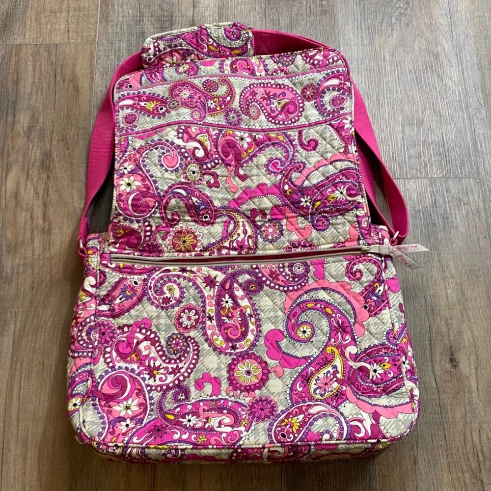 Vera Bradley Paisley Meets Plaid Quilted Messenger Bag Crossbody Laptop Case